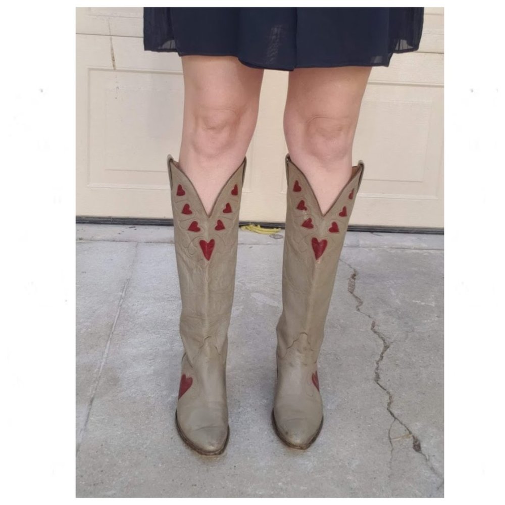 Vintage RARE Extra Tall Grey Justin Cowboy Boots with Red Heart Inlays - Picture 2 of 8
